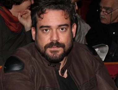 Το πρώτο μήνυμα του Π. Δαδακαρίδη μετά την επέμβαση στη σπονδυλική στήλη (φωτό)